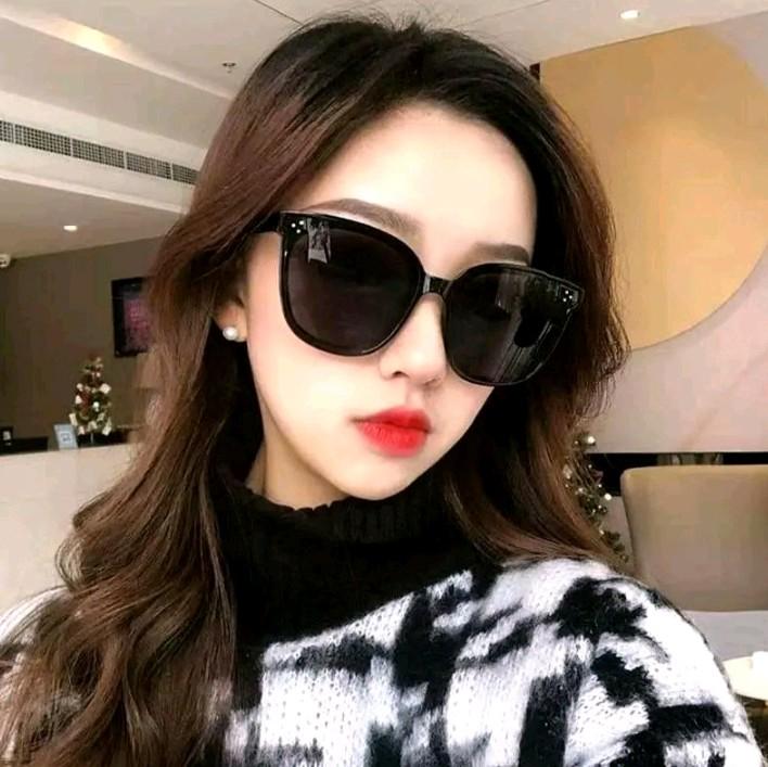 Kacamata hitam sunglasses korean style fashion dewasa pria dan wanita unisex model terbaru warna hitam aksesoris 1
