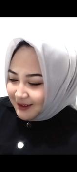 Product Review of Paris Jadul // Hijab Segi Empat Paris Legend jilbab paris jadul from 🅽** 🅺**🅸 3