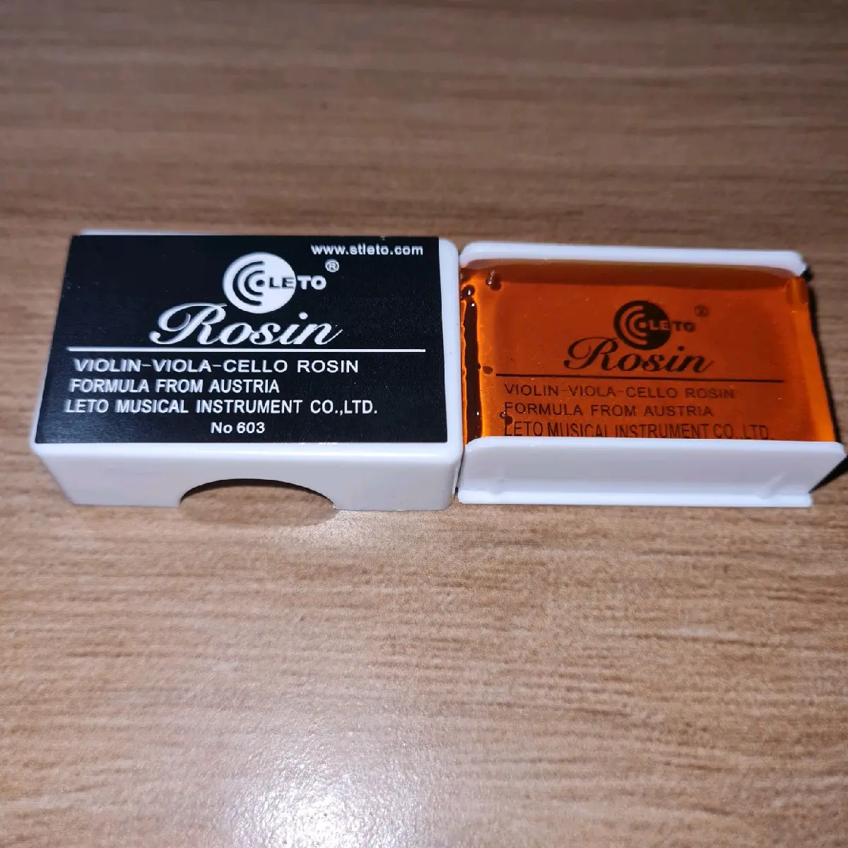 rosin biola Beginner Rosin Biola / Violin / Viola / Cello Merk Letto