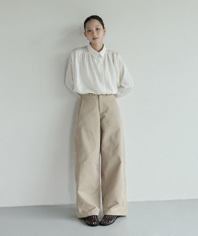 Quần kaki dài form suông ống rộng SOMS | Amber Trousers