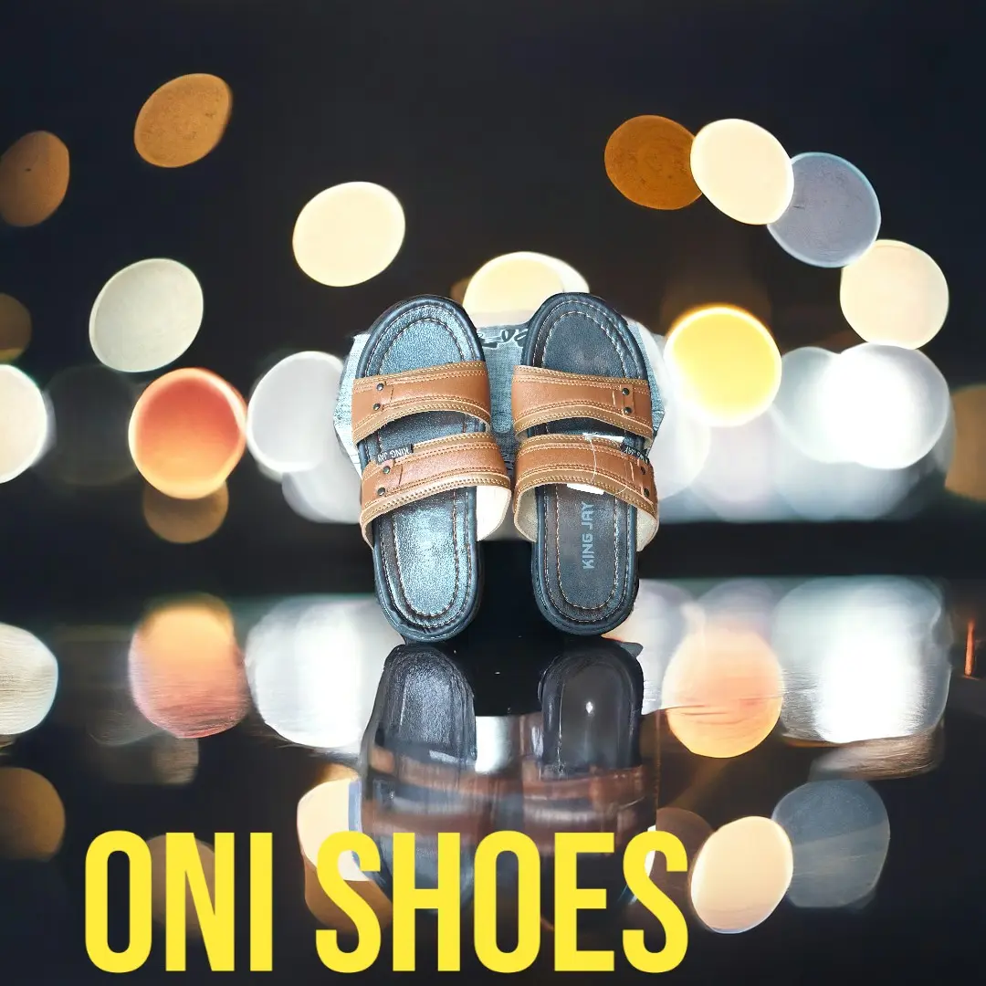 Sandal Santai Bahan sintetis sol karet tebal dan empuk