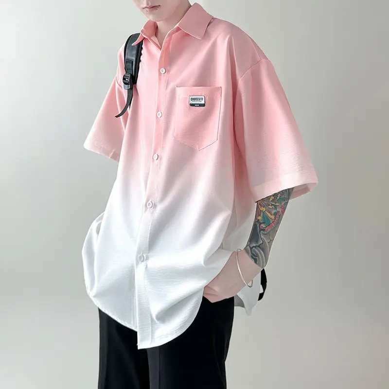 Áo Sơ Mi Ngắn Tay Cho Nam, Phong Cách Mới, Phong Cách Tie-dye Gradient, Thương Hiệu Hợp Thời Trang, Cao Cấp, Rộng Rãi, Đẹp Trai, Hợp Thời Trang Và Thường Ngày, Mùa Hè 2