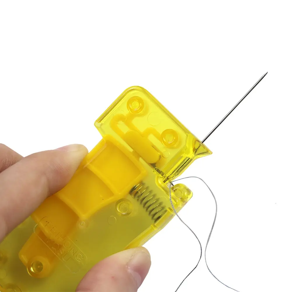 3pcs/set Manual Sewing Machine Needle and Thread DIY Sewing Accessories Yellow Automatic Needle and Thread Process Tool