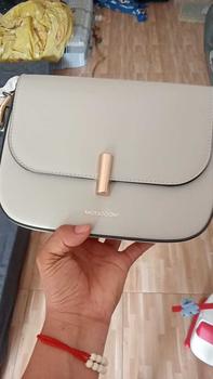 Product Review of 【Zorr Exclusive】MOSSDOOM Valerie Bag กระเป๋าสะพายข้างแฟชั่นผู้หญิง เเข็งเเรงทนทาน คลาสสิก from M**o 0