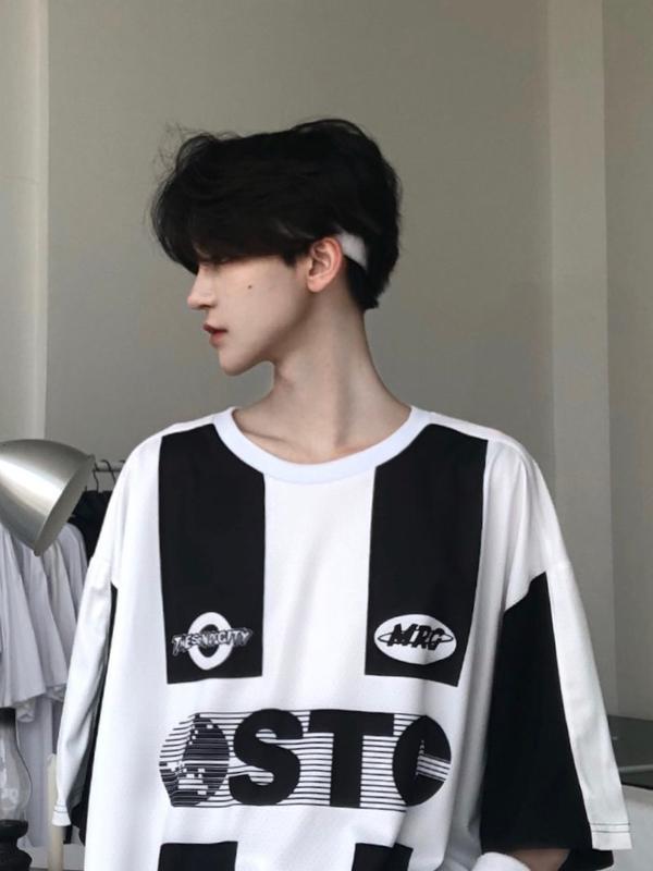 Product Introduction of Internet Celebrity Same Wig Men's Medium Short Straight Hair Korean Style Handsome Realistic Natural Black Men's Handsome T Full Top Hair Cover 6