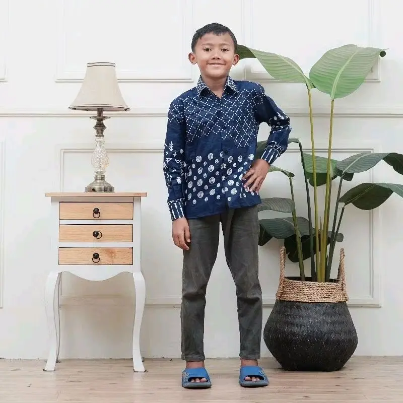 Baju Batik Couple Pasangan Keluarga Lebaran 2025 Motif Jaring Navy Matt Katun Premium 5