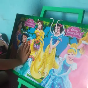 papan tulis anak dengan penyangga + tanpa penyangga /whiteboard papan tulis karakter