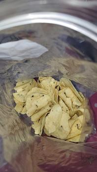 Product Review of Kecimpring Singkong Bawang Daun 1 KG Comring Cemilan / Food / Snack Makanan from B**4 3