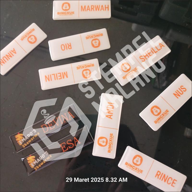 NAMA DADA/NAME TAG AKRILIK RESIN FULL WARNA DAN LOGO WARNA 2
