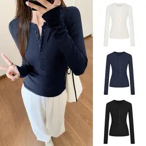 Kaos V-neck lengan panjang berkancing slim fit dan serbaguna ala Korea