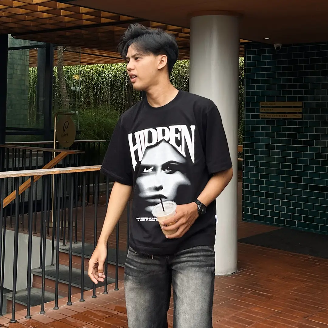 Kaos Oversize / Oversize T-shirt "Hidden" - Burstoday Club
