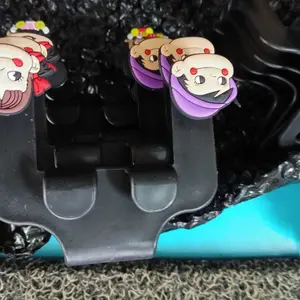 Hanger Kursi Mobil Gantungan Barang 2 Sisi / Car Hook Hanger Mobil Karakter Lucu 4 Kait / Holder Headrest Gantungan Kait Barang Mobil 2 sisi