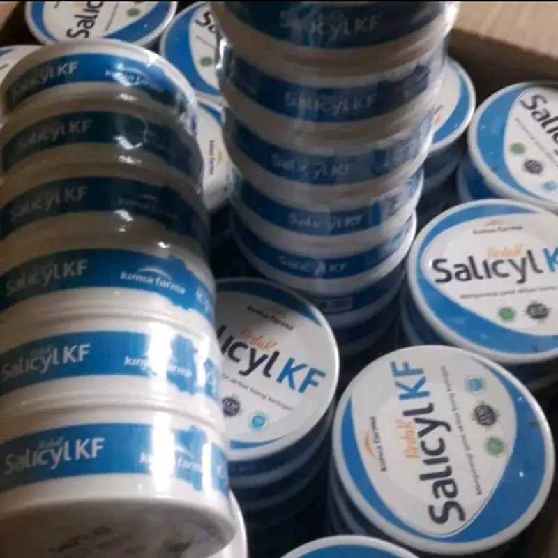 KIMIA FARMA Bedak Salicyl KF Mengobati Gatal Akibat Biang Keringat 2