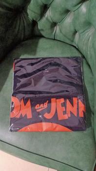 Product Review of T-Shirt Tom & Jennie Parody - Oversized Model Black Solid Sablon Kaos Hitam Distro Atasan Baju from i**g 0