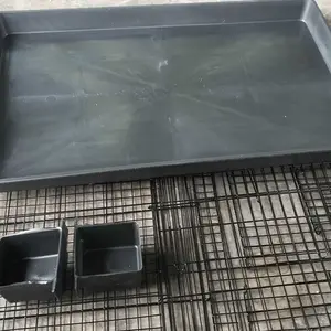 kandang umbaran burung besi lipat, ukuran 60x45x42cm ,free wadah minum dan tatakan loyang