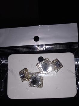 Product Review of RRNS 321 Anting Rumbai Stud Anting Wanita Tusuk Fashion Alloy Gaya Elegan from D**i B**u 0