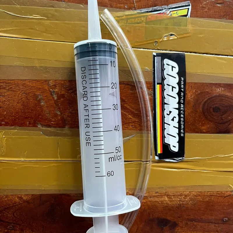 Suntikan 50ml spuit 50cc + Selang Kuras Minyak Rem 1