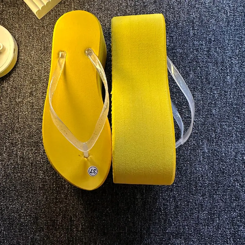 SANDAL FLAT KUNING HEEL 7CM Sendal Wanita 1