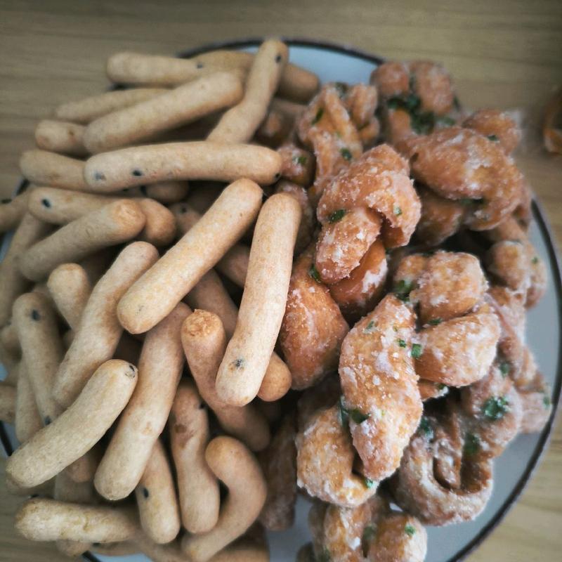 M3: COMBO QUAY CHÈO +BÁNH CỘNG  Ăn Vặt Snack ( BÁNH KẸO MAI THI ) Food