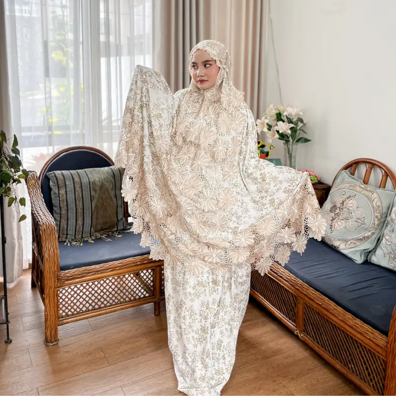 Mukena Dewasa Shabrina Renda Mewah Cantik Elegan mukena Ekslusif Mukena Katun Foil Super Nyaman Fashion Muslim Diskon Mukena Obral Mukena Murah 1