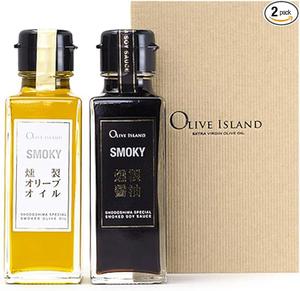 SMOKY 燻製醤油・燻製オリーブオイル 100ｍl 2本入り ギフトセット/スリーブ仕様 醤油 小豆島醤油 オリーブオイル 燻製 小豆島 しょう油 国内製造 燻製調味料 GIFTSET オリーブアイランド