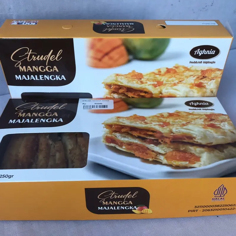 Aghnia Strudel Mangga asli Majalengka yang menggoda