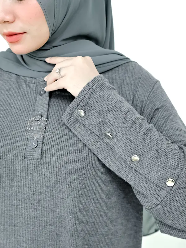 Cahaya Gallery  - Keyra Dress Batwing Button Knit Premium - Maxi Dress Kekinian Muslim Panjang Dewasa Wanita Kondangan Casual Hitam Gamis Pesta Remaja Mewah Lebaran 5
