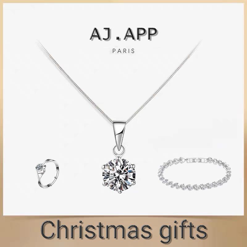   Mua Một Tặng Hai Miễn Phí  Ưu Đãi Giới Hạn Thời Gian  Bộ Dây Chuyền Kim Cương Trời Sao Lấp Lánh. Thiết kế độc đáo phong cách rừng xanh tinh tế và thanh lịch đa năng và tiện dụng. Bộ Vòng Cổ Xương Quai Xanh Trời Sao 