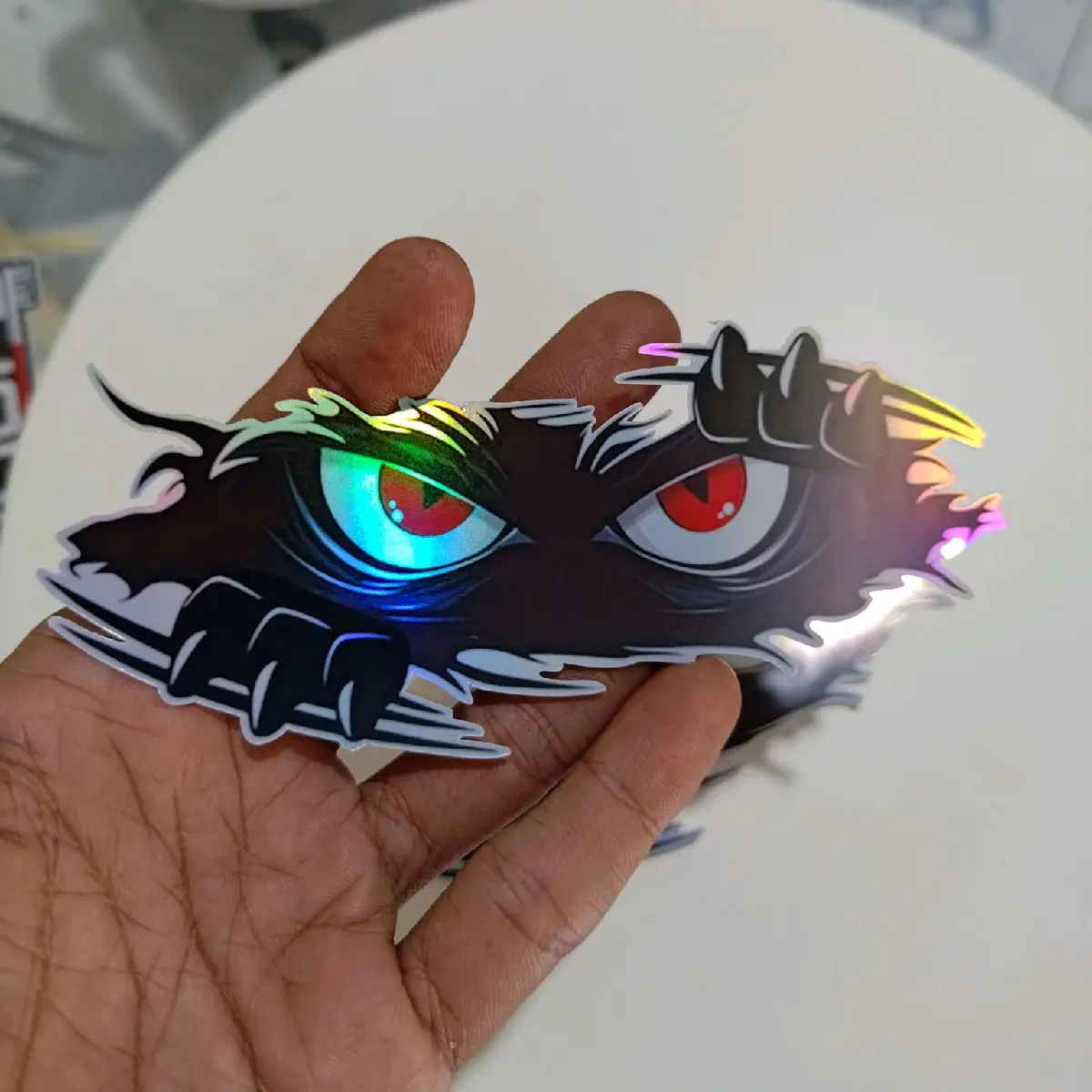 sticke, ngintip lucu, bahan helogram, setiker lucu, hp, leptop, motor