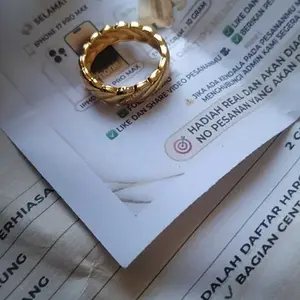 Cincin E.M.A.S Muda Asli Motif Ulir Gratis Dompet dan Surat Perhiasan Dari Toko