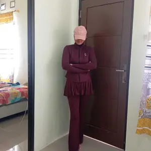 Lavina Sport Set 4-in-1 FREE HIJAB by Yovis Sport / Baju olahraga wanita / setelan olahraga wanita berhijab
