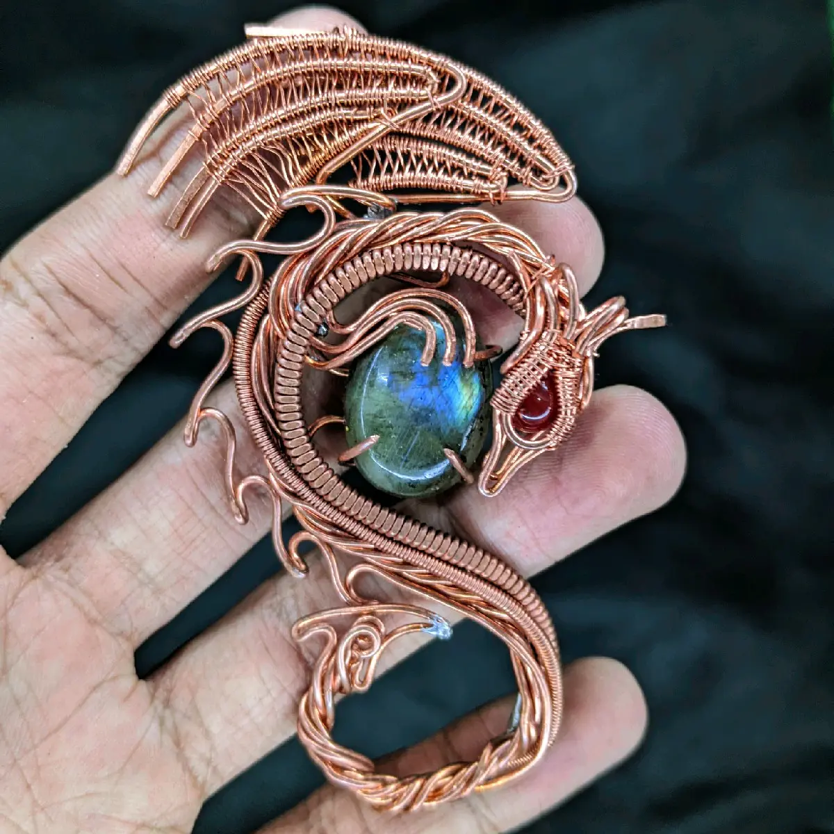 Liontin Naga dari batu labradorite natural
