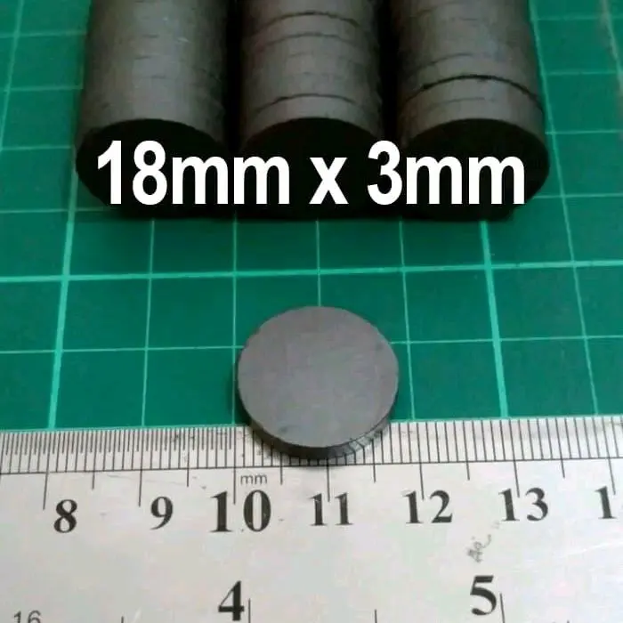 Magnet Hitam Ferrite Tempelan Hiasan Kulkas 18*3mm | 1,8cm x tebal 3mm