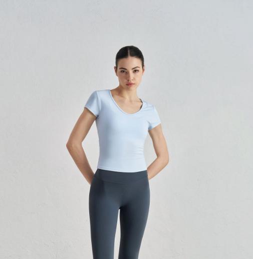 Product Introduction of Áo Thun Thể Dục, ngắn Tay Nữ, Cổ Tròn, 91% Nylon + 9% Spandex, Thích Hợp Tập Thể Dục Và Yoga Đi Chơi, Hàng Mới Về Năm 2025, Kiểu Áo Khoác Ngoài 27