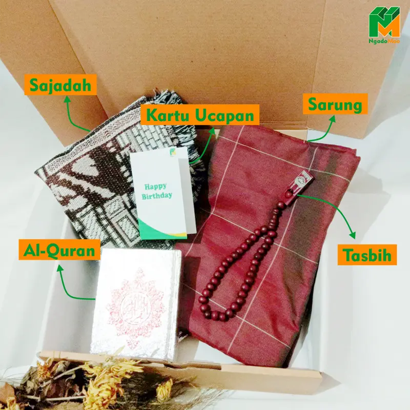 Hampers Cowok Ulang Tahun Gift Box Cowok Peralatan Sholat Hampers Sajadah Sarung Kado Ulang Tahun Cowok Hampers Box Hampers Cowok Muslim Murah Berkualitas  Hampers Ultah Cowok 0