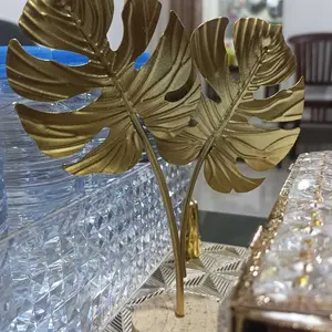 Ornamen Ginko biloba besi gaya Skandinavia rumah kreatif pintu masuk ruang tamu pintu masuk lemari anggur dekorasi lemari anggur kerajinan logam mewah ringanstyle iron ginkgo biloba ornaments creative Pajangan Rumah