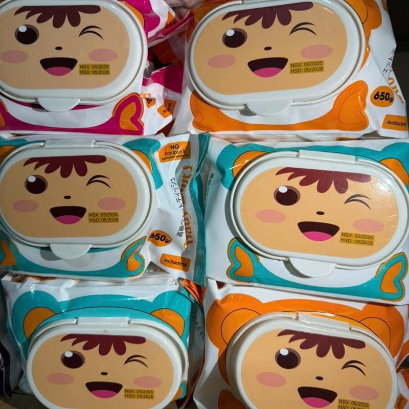 Combo 10 gói khăn ướt babywwipes bao bì 650gr trọng lượng thực tế 350-400gr KHÔNG TẶNG THÙNG NHỰA