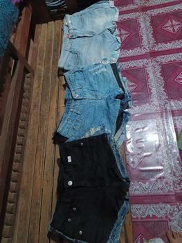 Product Review of MIDWAIST DENIM SHORTS! FOR LIVE CHECK OUT ONLY! from F**e s**p 0