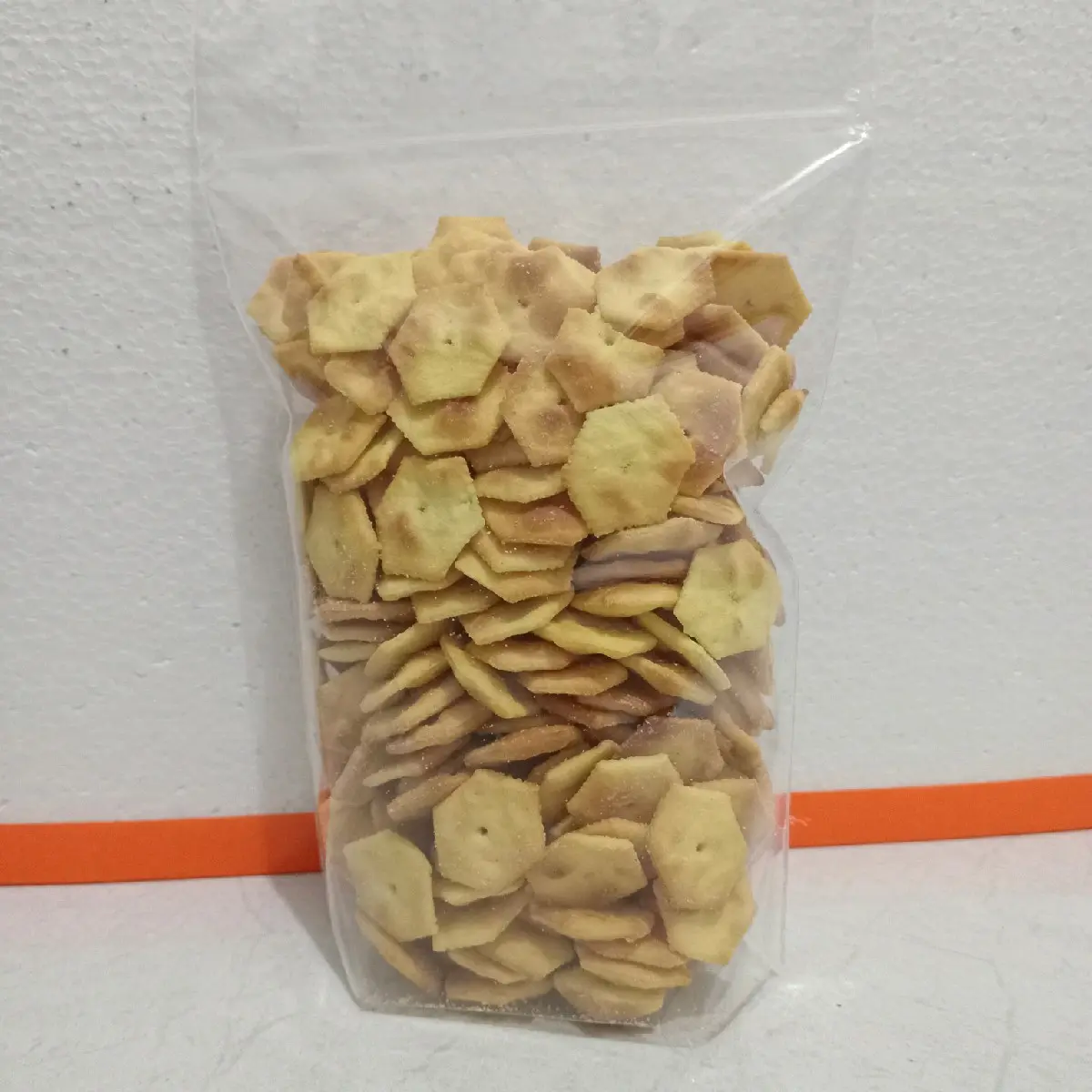 Hexa Crackers kemasan 200 gram