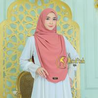 Gambar almiftah-pashmina oval curve jumbo crinkle airflow 180x100 Jilbab Muslim Panjang - hitam, L dari almiftahhijab Kab. Bandung 3 Tokopedia