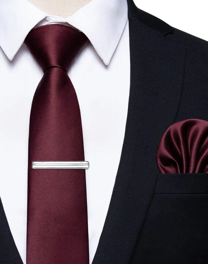 Product Introduction of Dasi instan  pria plus penjepit dasi silver metalik dasi 3inchi 8 cm+ pocket square 3 in 1 packing box 16