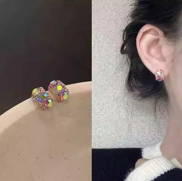 Hoa Tai Nhỏ Màu, Lấp Lánh, Phong Cách Mori Đơn Giản Và Tươi Mới, Phong Cách Cô Gái Trẻ Hoa Tai Hình Chữ C, Tinh Tế Và Dễ Thương
