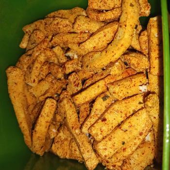 Product Review of BASRENG CAPTAIN CEMILAN BANDUNG Makanan Chips Snacks  Pedas  Food Snack Goreng from n**h 0