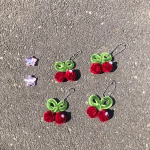 Ganci mini cherry - GANCI KAWAT BULU - SOUVENIR - MINI GIFT - GANTUNGAN KUNCI KAWAT BULU LUCU