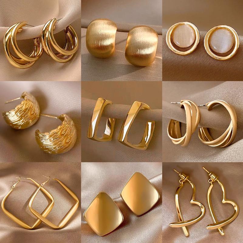 Bông tai nụ màu vàng gold dành cho nữ, thiết kế độc đáo, mẫu mới, phong cách đơn giản sang trọng, phụ kiện trang trí tai tinh xảo