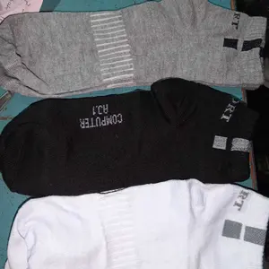 PAKET 3, 6, 12 PASANG KAOS KAKI OLAHRAGA PENDEK TEBAL / KAOS KAKI SPORT PRIA WANITA DEWASA TERBARU BERKWALITAS BAGUS TERMURAH Abu