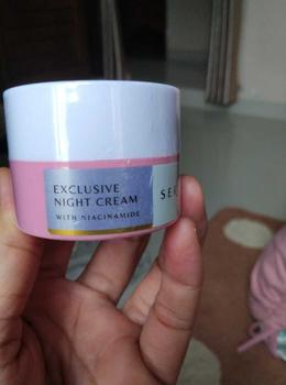 Product Review of Seruni Exclusive Night Cream wajah acid facial  Hyaluronic Niacinamide Mencerahkan Pelembab from A**a 0