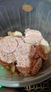 Product Review of 1 kg Rengginang Paket 4pcs Food rengginang  terasi mentah from K**h F**n 1