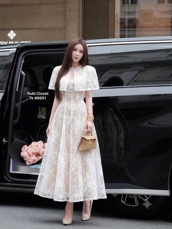 Đầm Ren Nữ Dự Tiệc Dáng Xòe Kèm Khoác Choàng Cape Tiểu Thư - T49