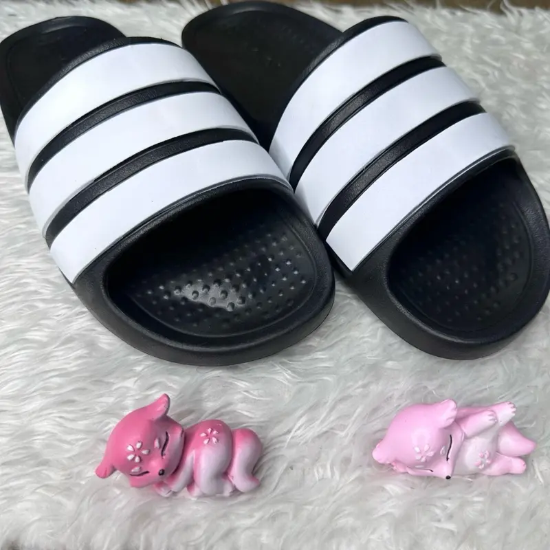 Dép 3 sọc, Dép Đúc nguyên khối, đi Êm chân, Dép Slipper Bền Đẹp, Chống Trơn 2
